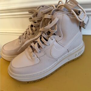 Nike Women's Sneakers in Light Beige